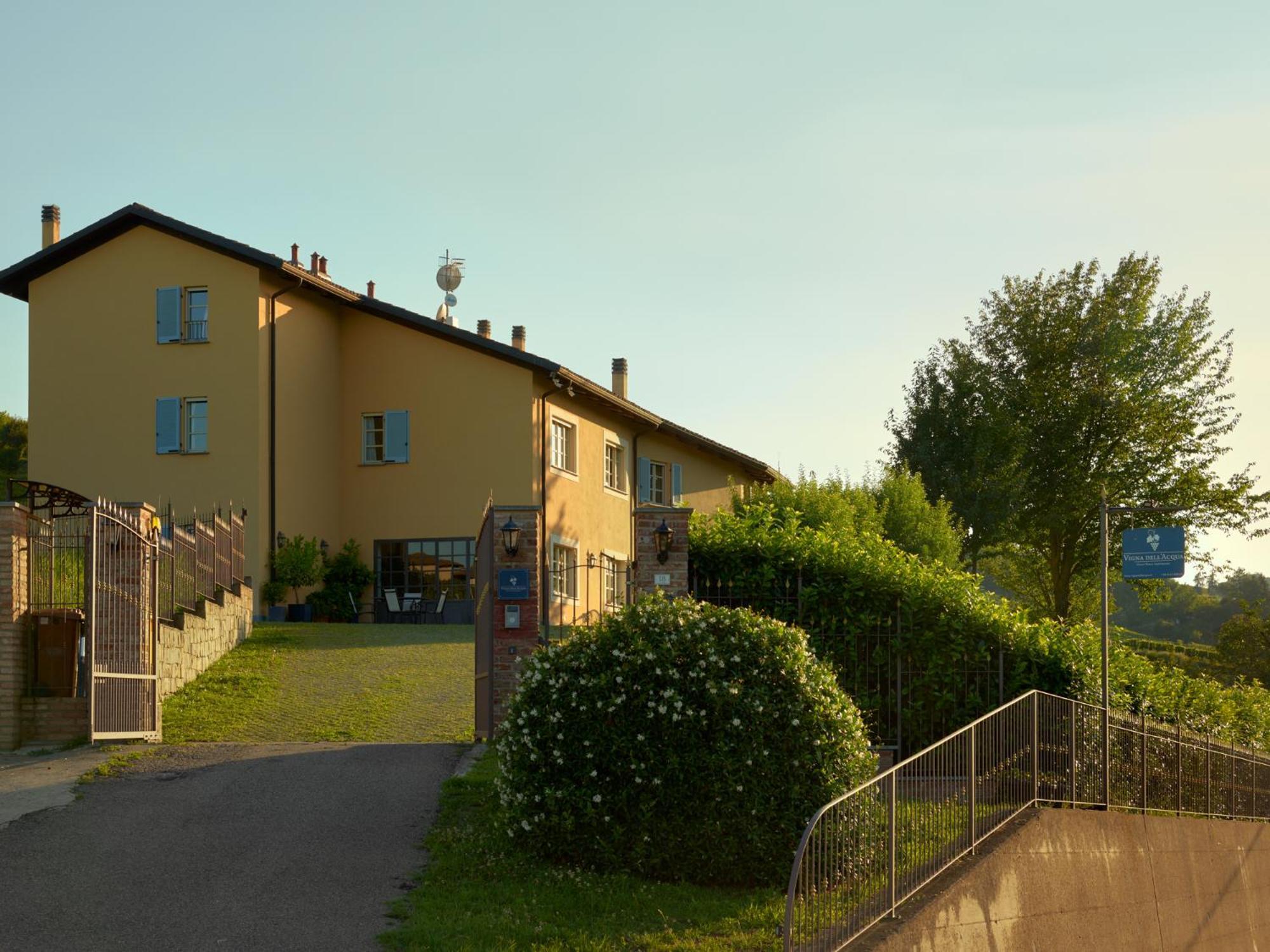 Vigna Dell'Acqua Villa Santo Stefano Belbo Kültér fotó
